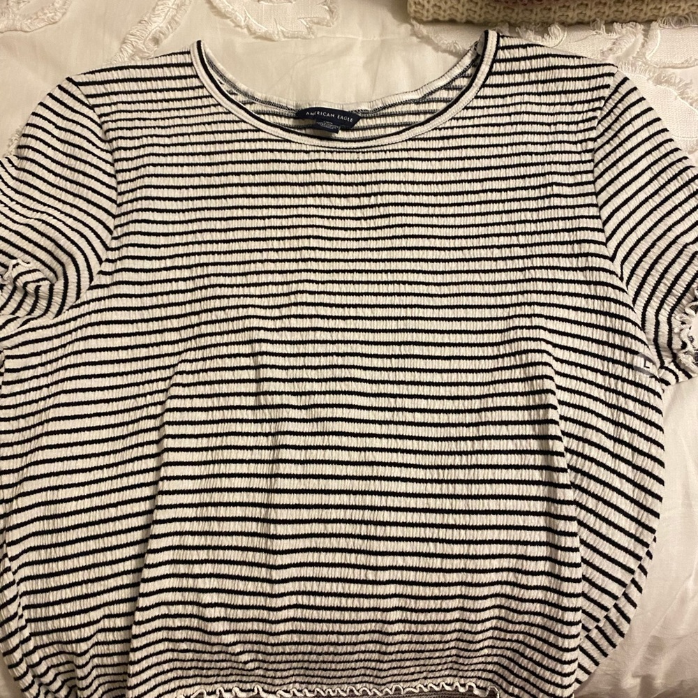American eagle short sleeve top